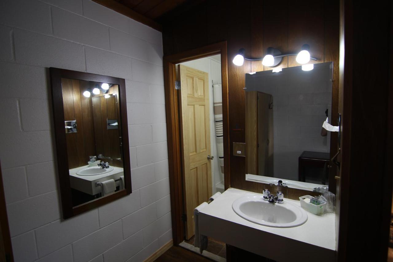 شيربروك Motel Lennoxville المظهر الخارجي الصورة