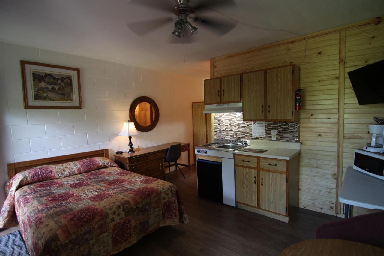 شيربروك Motel Lennoxville المظهر الخارجي الصورة