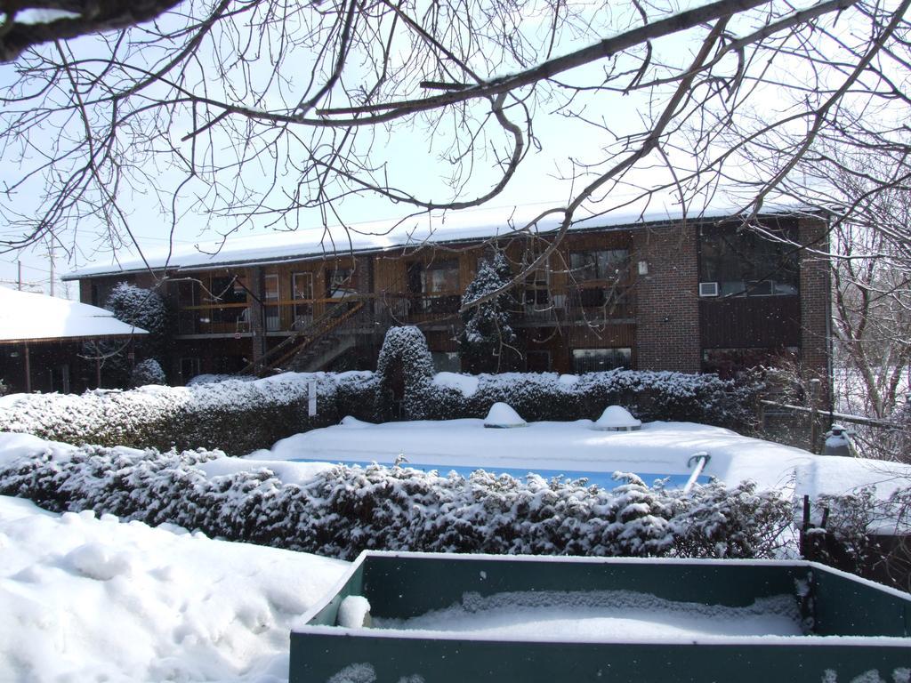شيربروك Motel Lennoxville المظهر الخارجي الصورة