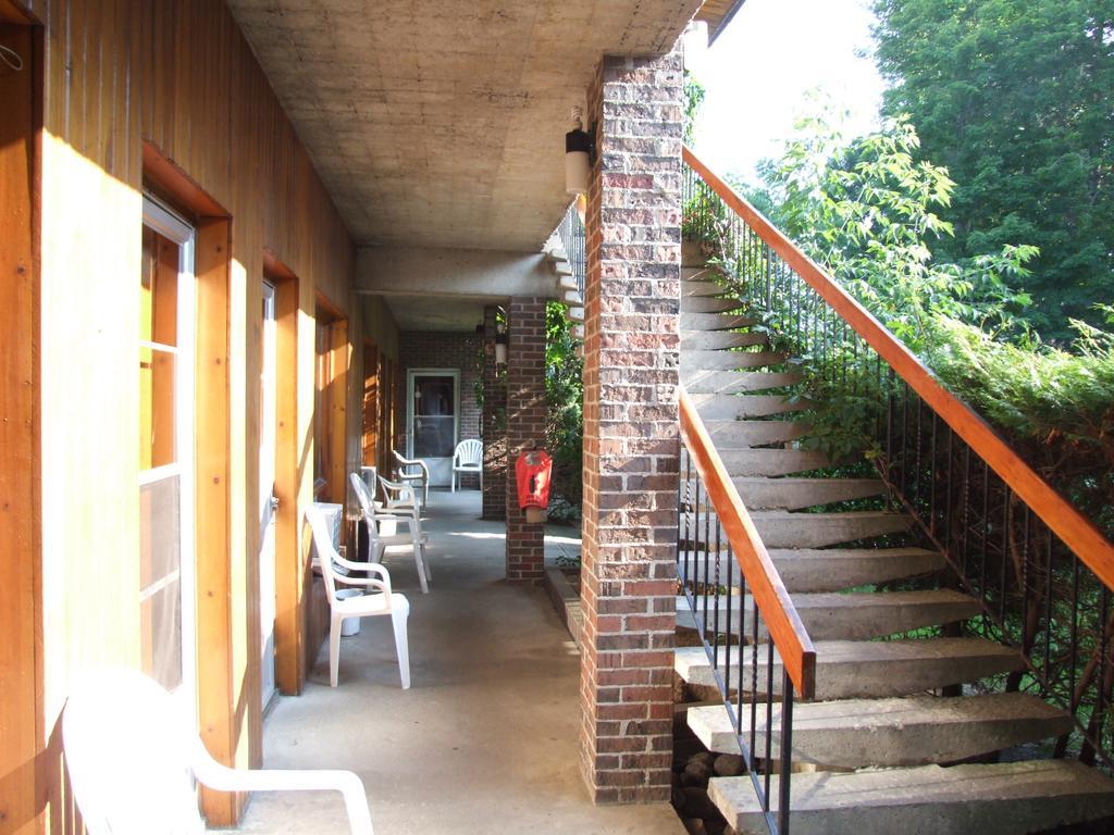 شيربروك Motel Lennoxville المظهر الخارجي الصورة