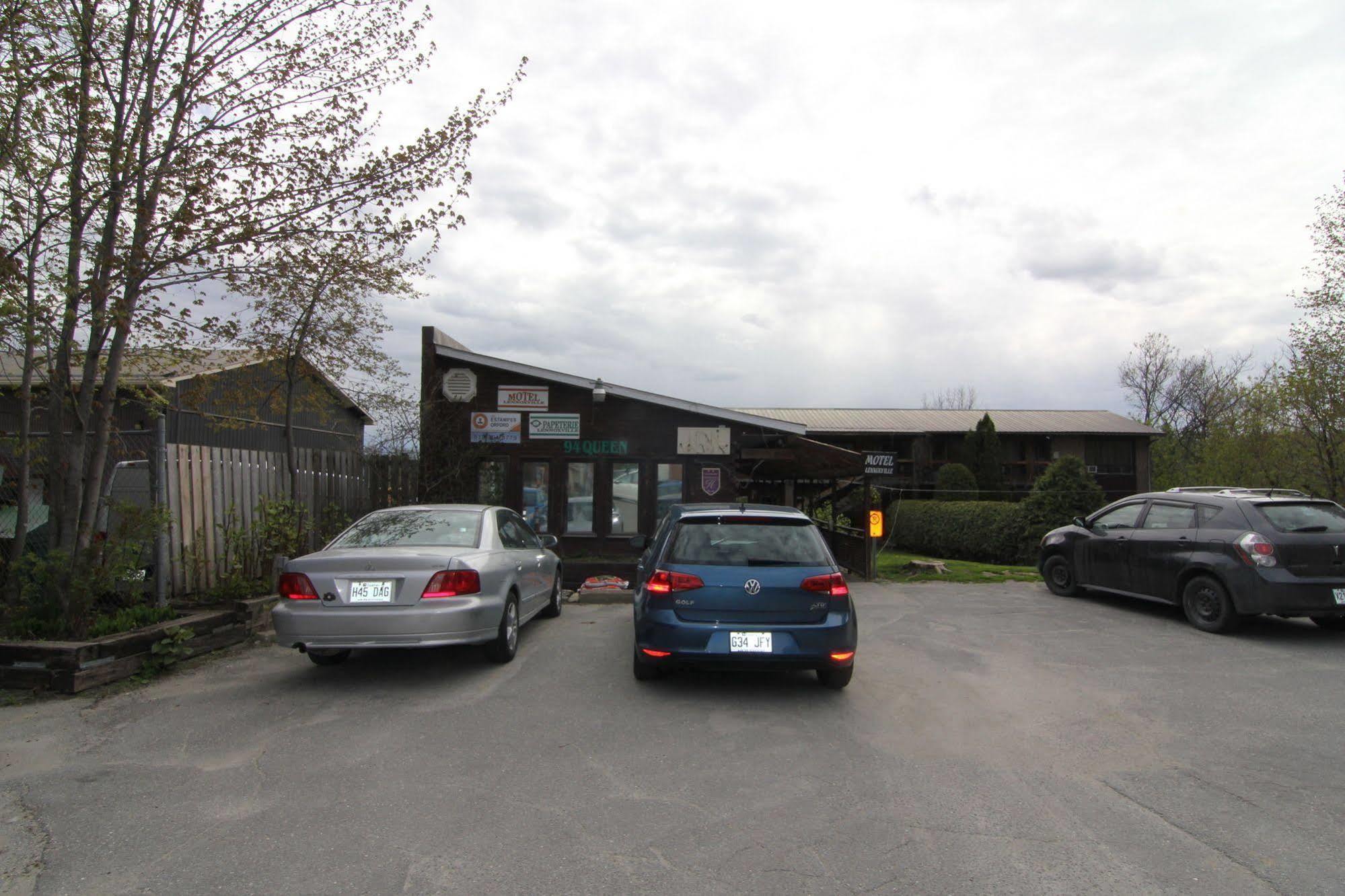 شيربروك Motel Lennoxville المظهر الخارجي الصورة